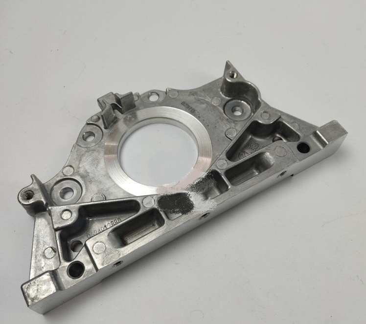 قاب آلومینیومی جلوی میل لنگ (سینی جلو موتور) ۴۰۵-پارس-سمند - ISACO - ایساکو