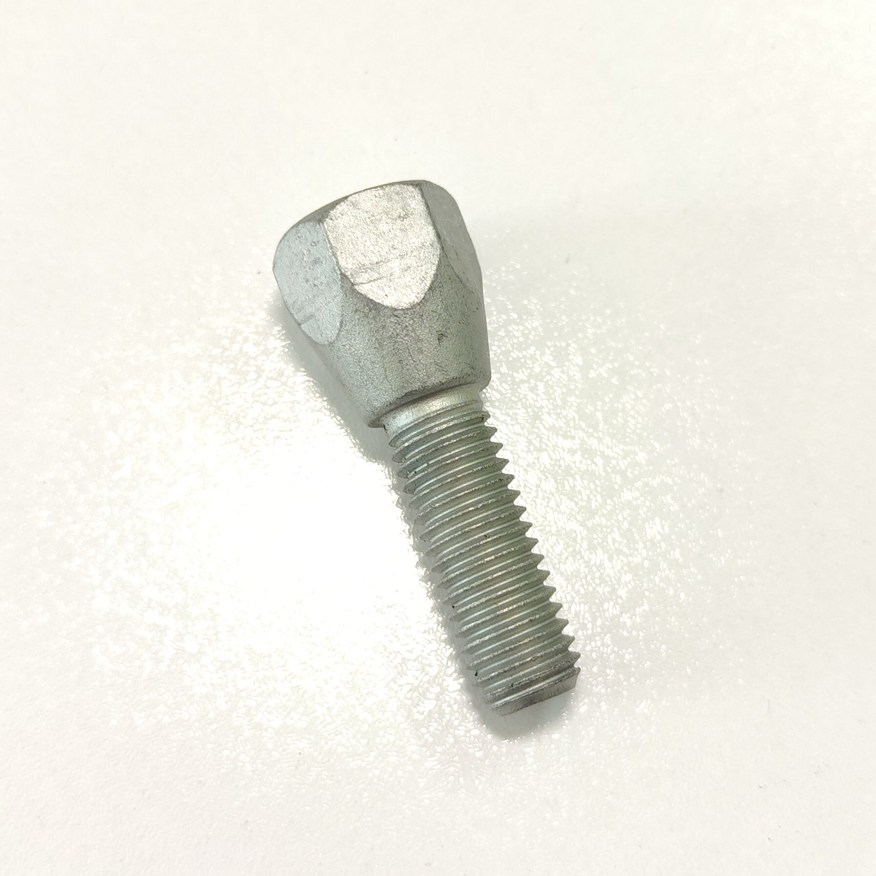  پیچ دینام پژو ۲۰۶ 